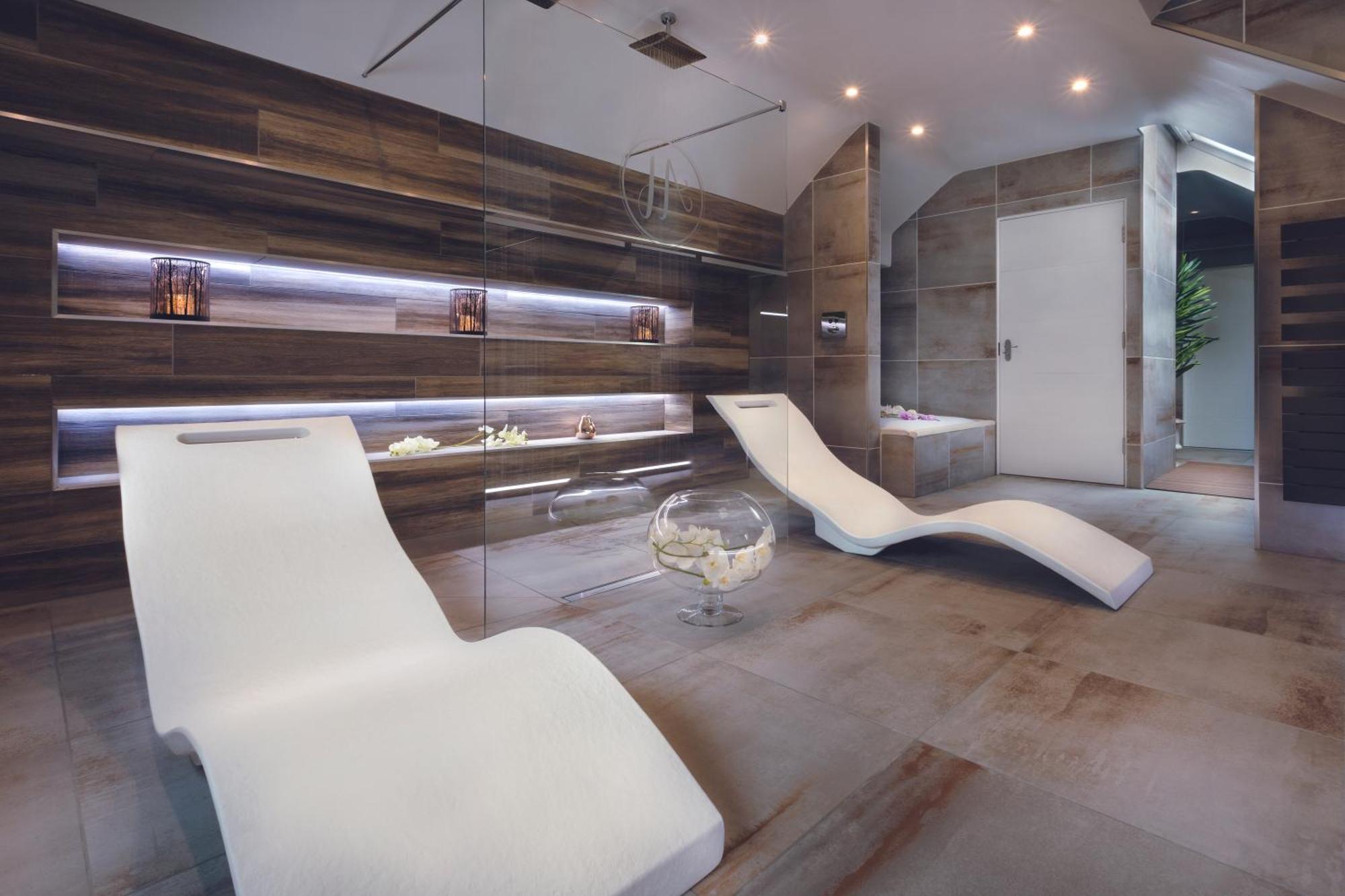 Aphrodites Group - Luxury Hot Tub Suites In Central Lake District! Bowness-on-Windermere Eksteriør bilde