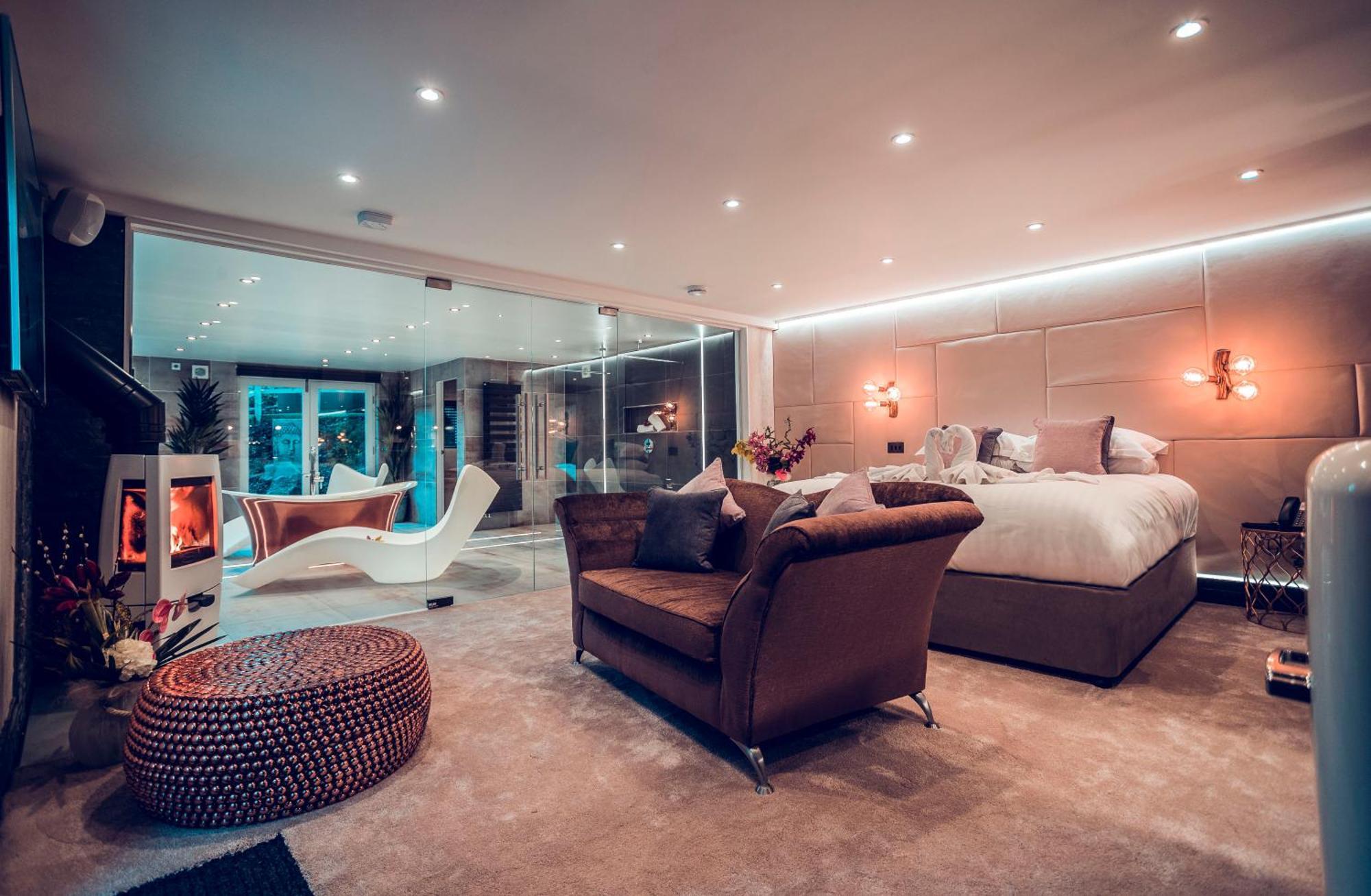 Aphrodites Group - Luxury Hot Tub Suites In Central Lake District! Bowness-on-Windermere Eksteriør bilde
