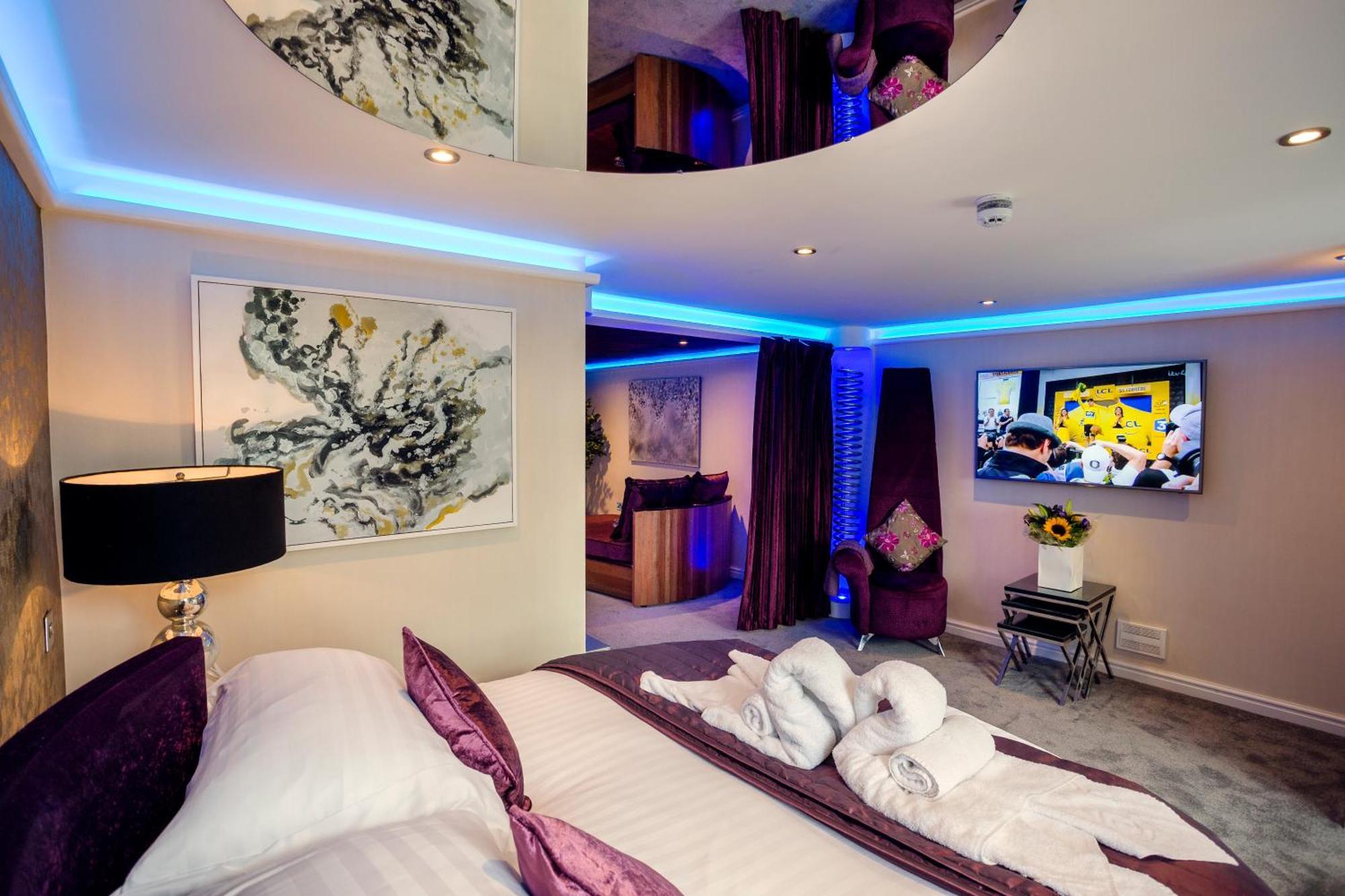 Aphrodites Group - Luxury Hot Tub Suites In Central Lake District! Bowness-on-Windermere Eksteriør bilde