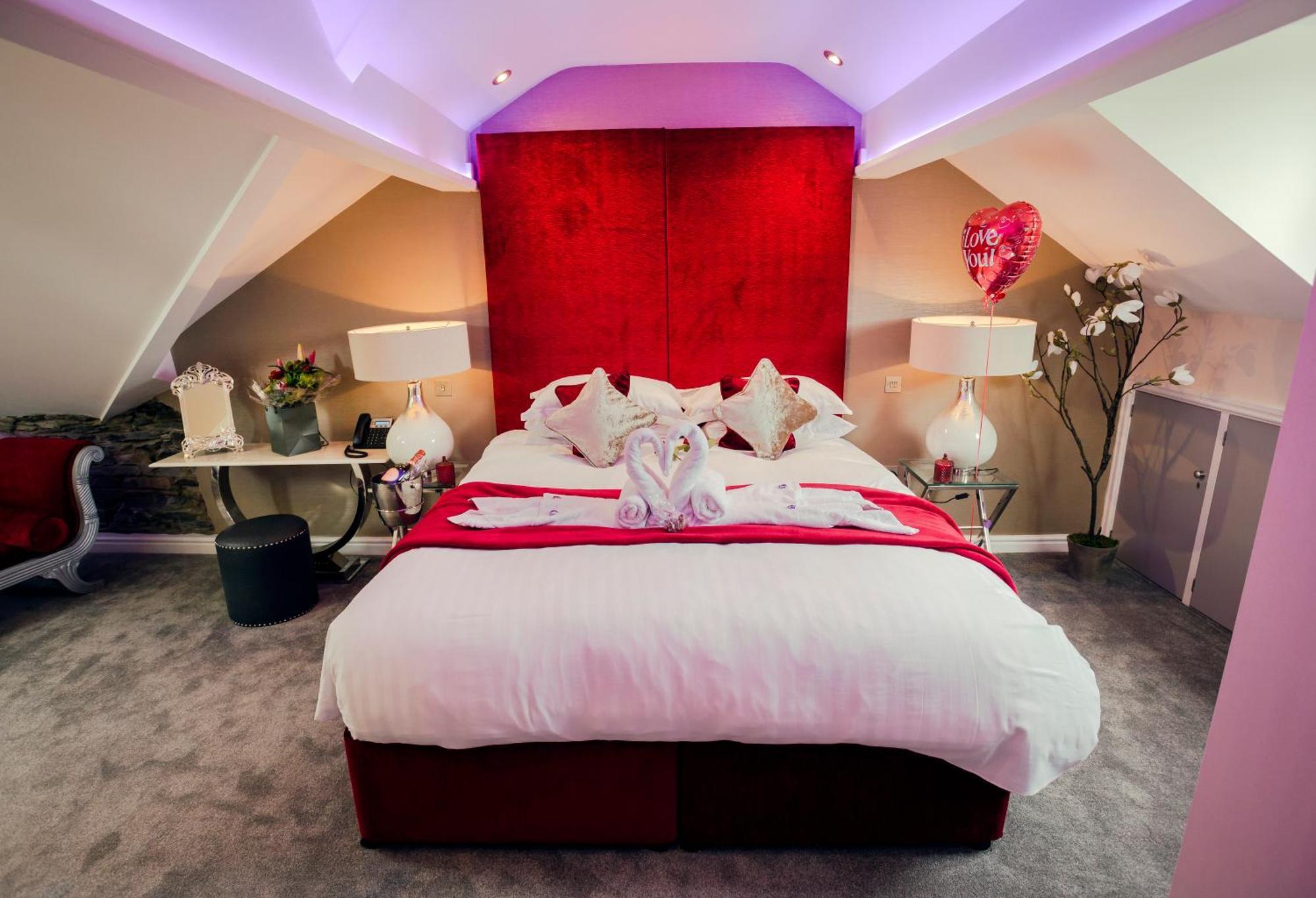 Aphrodites Group - Luxury Hot Tub Suites In Central Lake District! Bowness-on-Windermere Eksteriør bilde